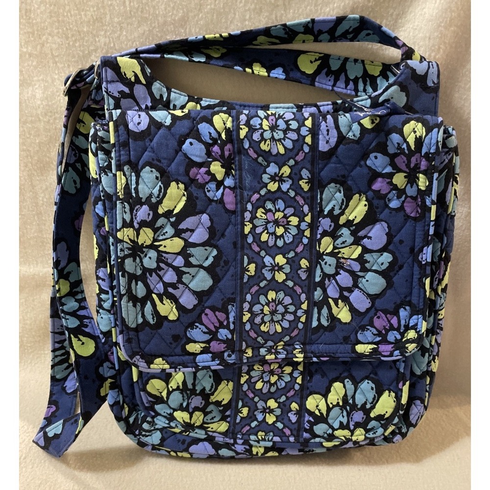 Vera Bradley Indigo Pop Saddlebag Shoulder Mailbag Quilted 12"x11" Blue Floral